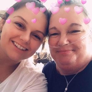 Meet your Posher, Deedra